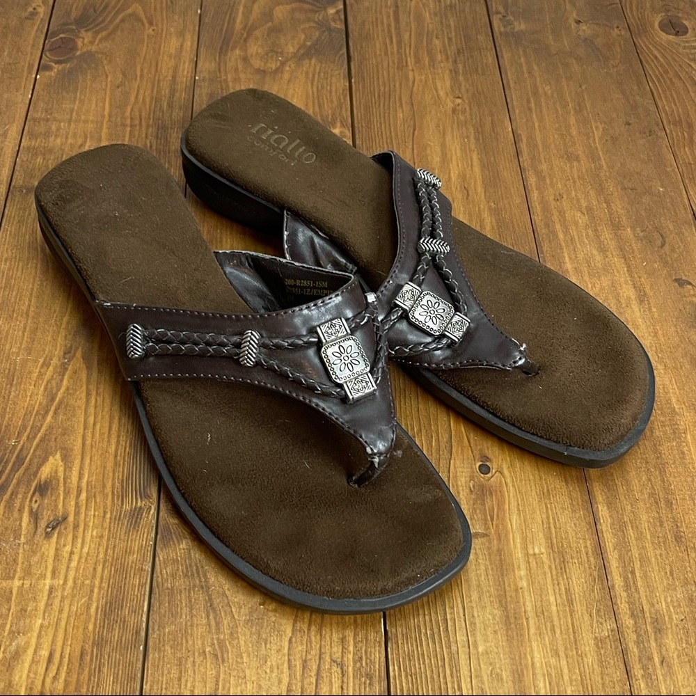 COPY - Rialto size 9M empire sandals thong sandals brown